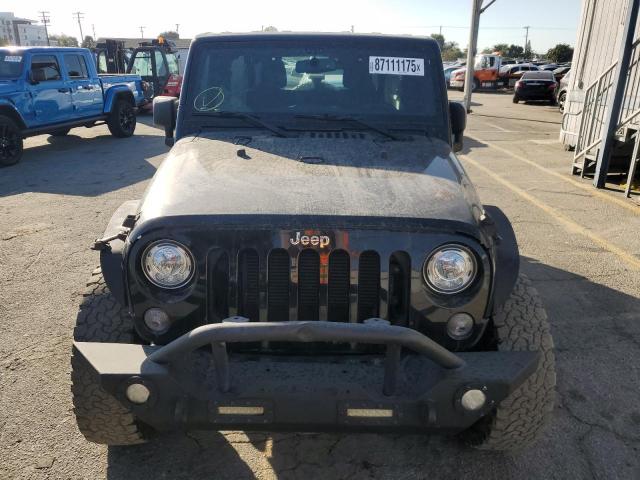 1C4BJWDG3JL831489 - 2018 JEEP WRANGLER U SPORT Qara foto 5