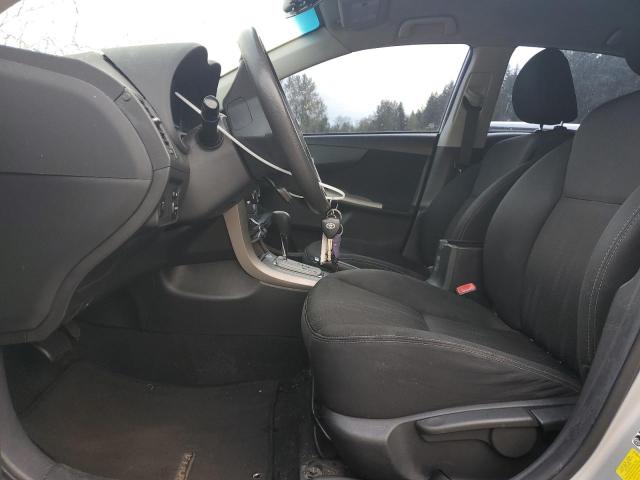 5YFBU4EE1CP030143 - 2012 TOYOTA COROLLA BASE Gümüş foto 7