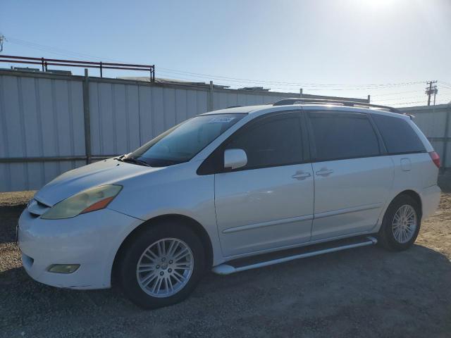 2006 TOYOTA SIENNA XLE, 