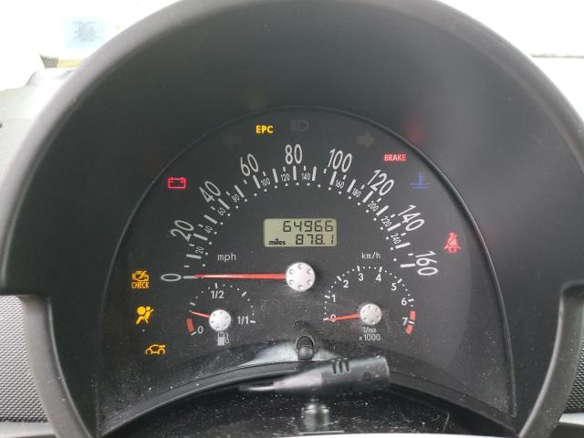 3VWCD21C4YM481768 - 2000 VOLKSWAGEN NEW BEETLE GLS 黄色 照片 9