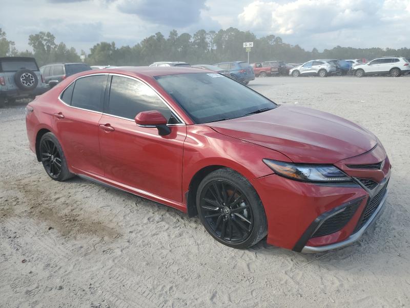 4T1K61AK5RU200788 - 2024 TOYOTA CAMRY XSE RED photo 4