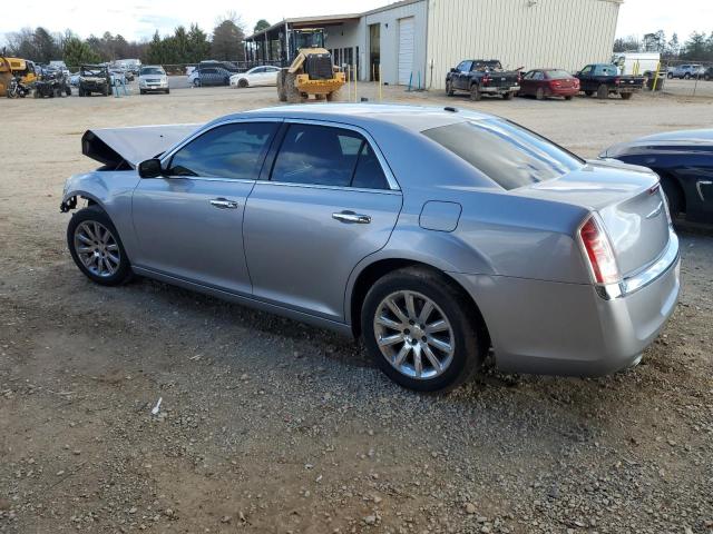 2C3CCAET2DH650421 - 2013 CHRYSLER 300C SILVER photo 2