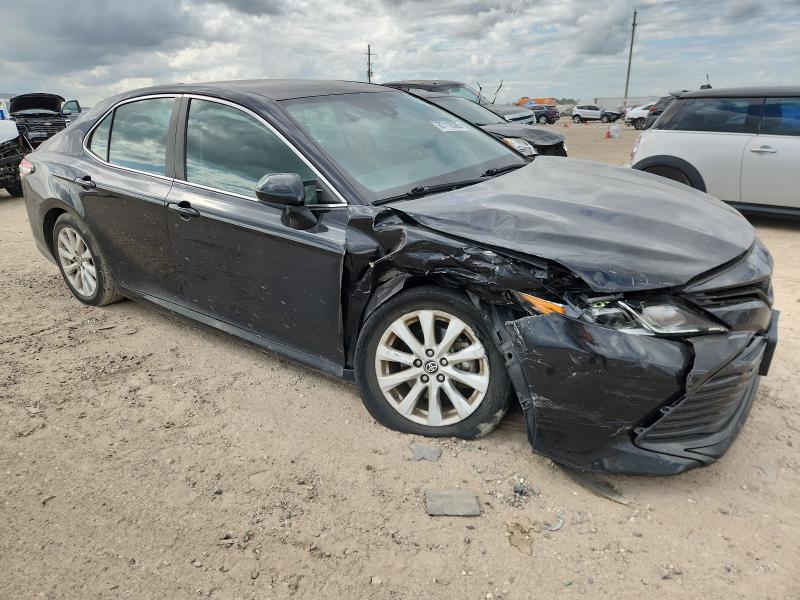 4T1C11AK5LU510823 - 2020 TOYOTA CAMRY LE BLACK photo 4