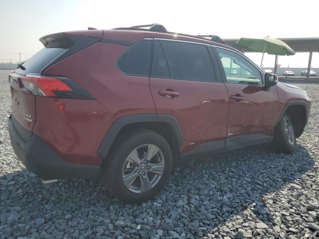 4T3RWRFV0RU135355 - 2024 TOYOTA RAV4 XLE RED photo 3