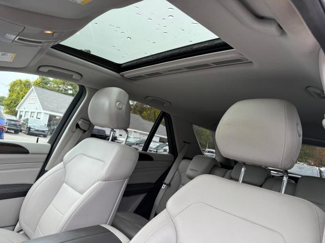 4JGDA5HB3CA002160 - 2012 MERCEDES-BENZ ML 350 4MATIC SILVER photo 10