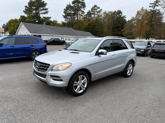4JGDA5HB3CA002160 - 2012 MERCEDES-BENZ ML 350 4MATIC SILVER photo 2