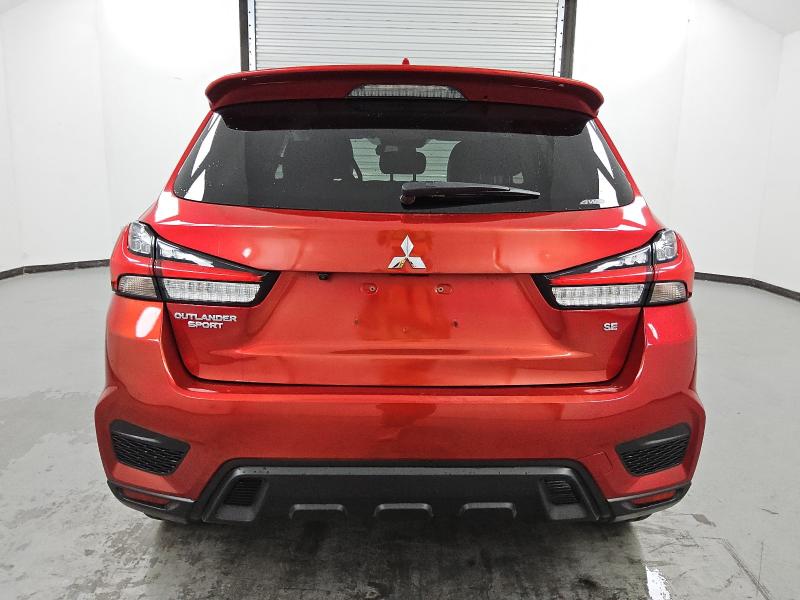 JA4ARUAU3NU009014 - 2022 MITSUBISHI OUTLANDER ES 红色 照片 6