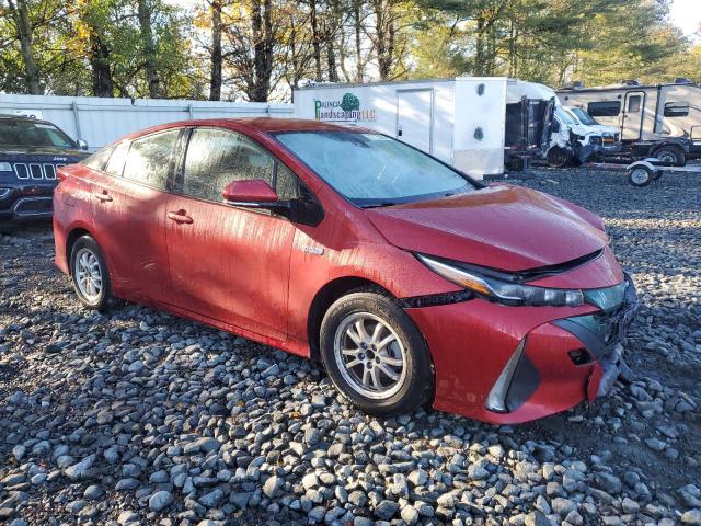 JTDKARFP3H3006352 - 2017 TOYOTA PRIUS PRIM Czerwony zdjęcie 4