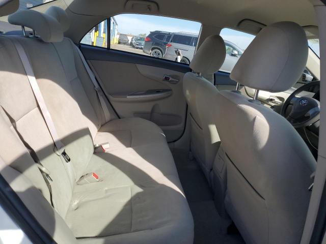 1NXBU4EE1AZ348310 - 2010 TOYOTA COROLLA BASE WHITE photo 10