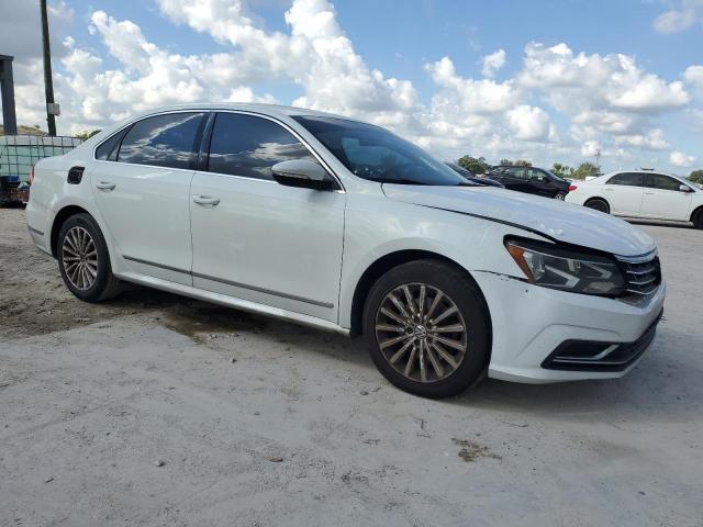 1VWBT7A38GC029026 - 2016 VOLKSWAGEN PASSAT SE 白色 照片 4