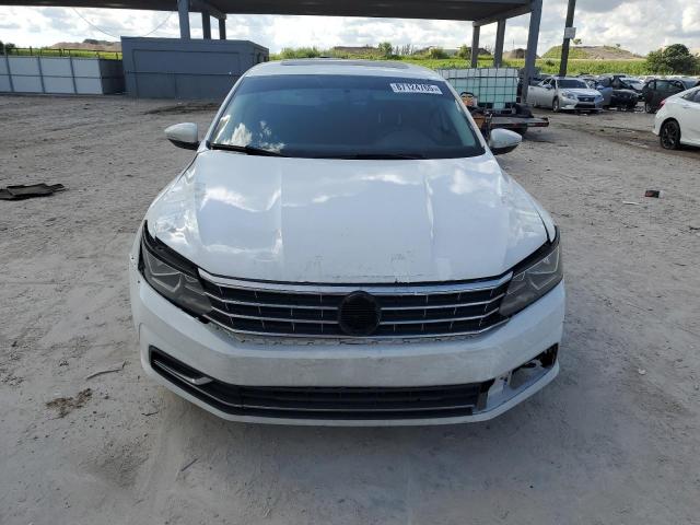 1VWBT7A38GC029026 - 2016 VOLKSWAGEN PASSAT SE 白色 照片 5
