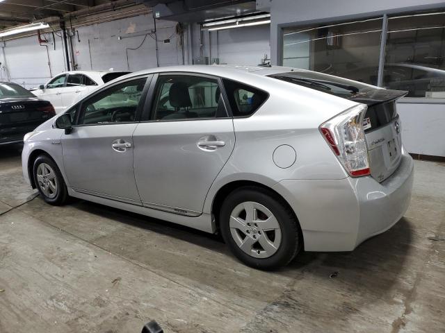 JTDKN3DU7B5360218 - 2011 TOYOTA PRIUS SILVER photo 2