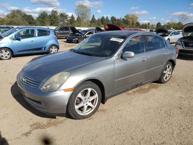 2004 INFINITI G35, 