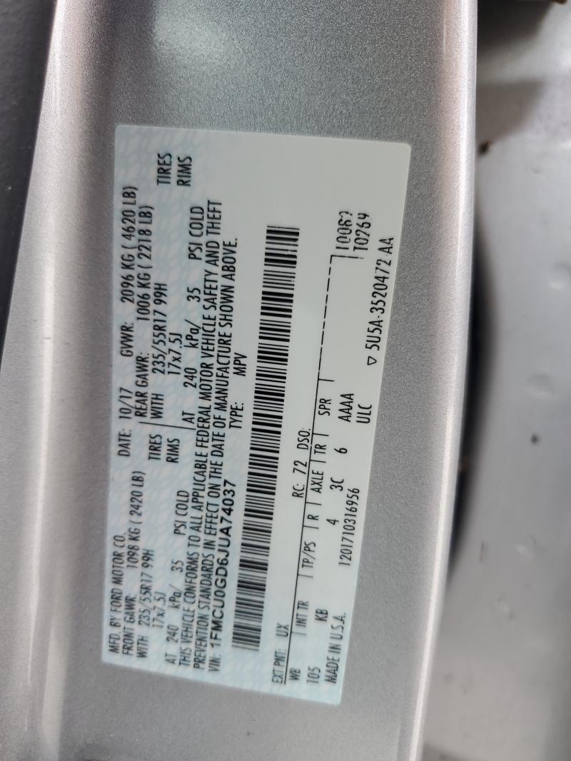 1FMCU0GD6JUA74037 - 2018 FORD ESCAPE SE Silber Foto 13