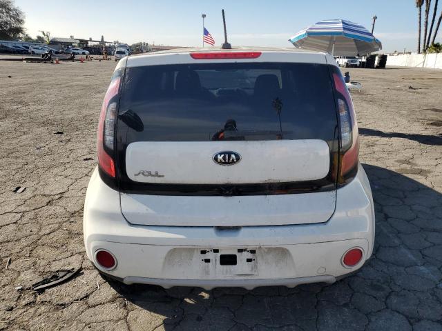 KNDJP3A51K7646511 - 2019 KIA SOUL + WHITE photo 6
