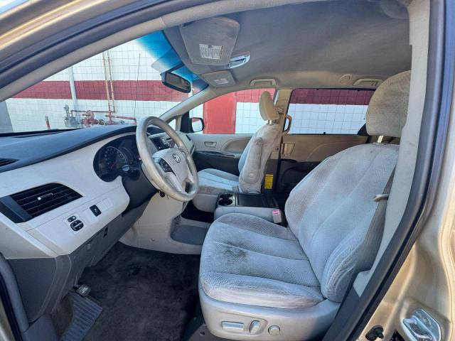 5TDKK3DC9CS233451 - 2012 TOYOTA SIENNA LE GOLD photo 5