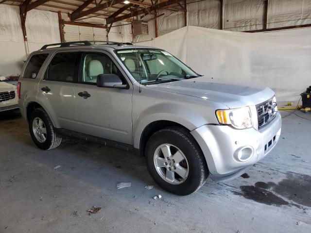 1FMCU0D76CKC15640 - 2012 FORD ESCAPE XLT SILVER photo 4