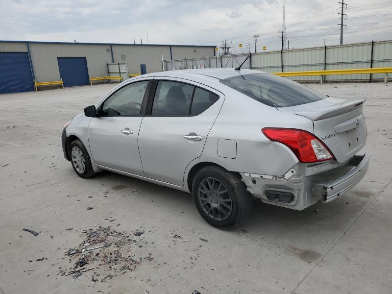 3N1CN7AP5KL818142 - 2019 NISSAN VERSA S ვერცხლისფერი ფოტო 2