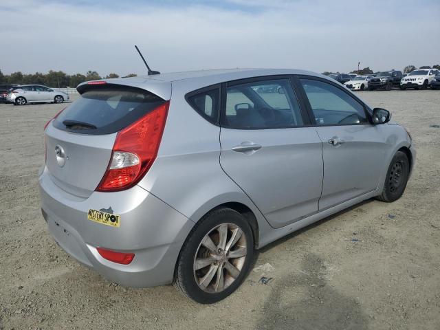 KMHCU5AE6CU027141 - 2012 HYUNDAI ACCENT GLS 银色 照片 3