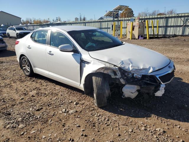 KNAGM4A77D5389716 - 2013 KIA OPTIMA LX 白色 照片 4