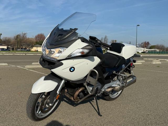 WB1044001EZW23476 - 2014 BMW R1200 RT WHITE photo 2