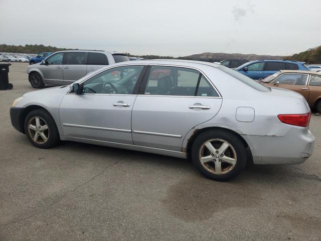 1HGCM56885A189575 - 2005 HONDA ACCORD EX SILVER photo 2