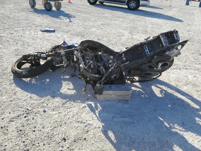 JS1GN7FA8E2100037 - 2014 SUZUKI GSX-R600 BLUE photo 3