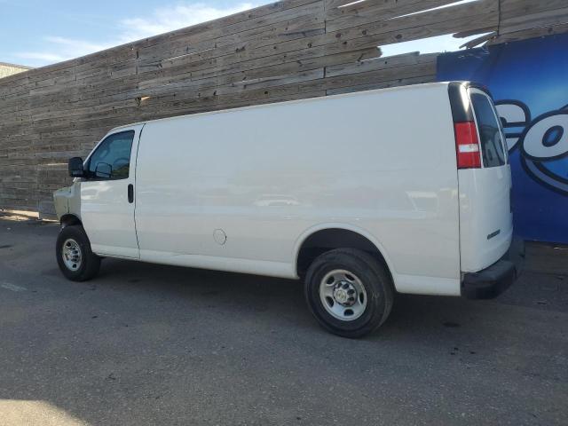 1GCZGHFP1N1178216 - 2022 CHEVROLET EXPRESS G3 WHITE photo 2