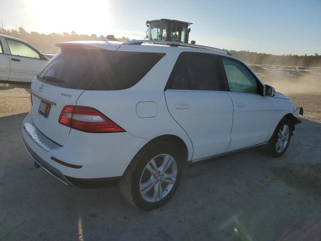 4JGDA5HB4FA562919 - 2015 MERCEDES-BENZ ML 350 4MATIC WHITE photo 3