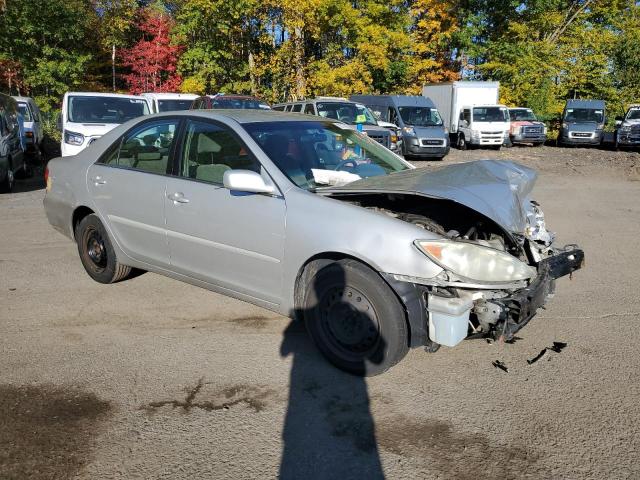 4T1BE32K25U412846 - 2005 TOYOTA CAMRY LE SILVER photo 4