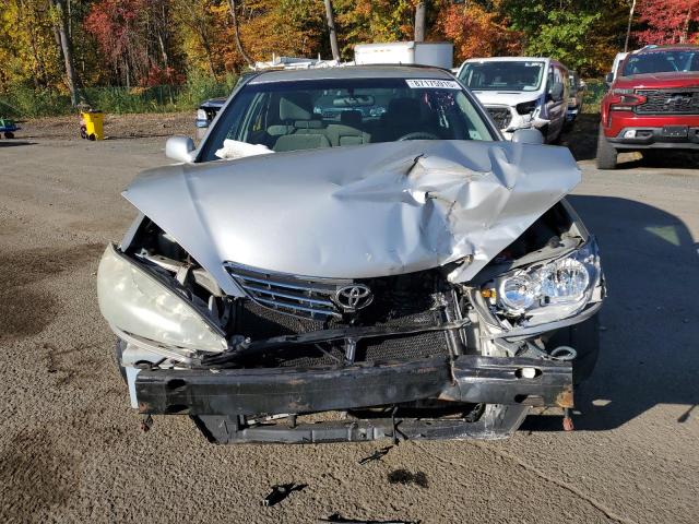 4T1BE32K25U412846 - 2005 TOYOTA CAMRY LE SILVER photo 5