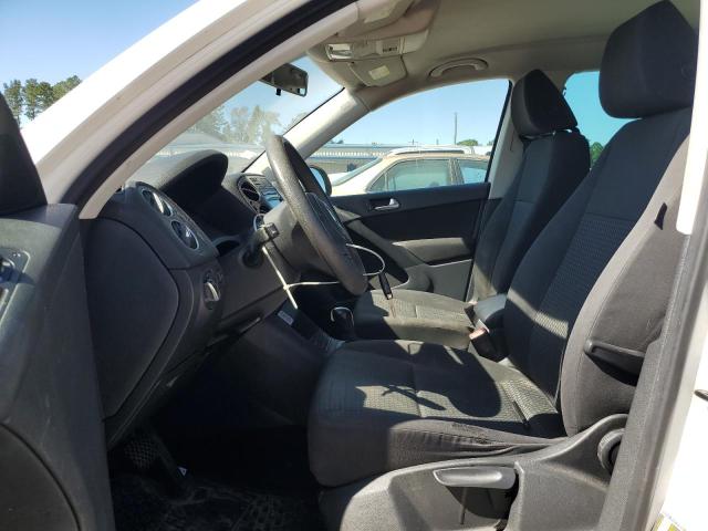 WVGAV7AX8BW525930 - 2011 VOLKSWAGEN TIGUAN S WHITE photo 7