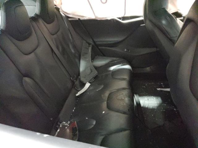 5YJSA1E20GF139109 - 2016 TESLA MODEL S RED photo 10