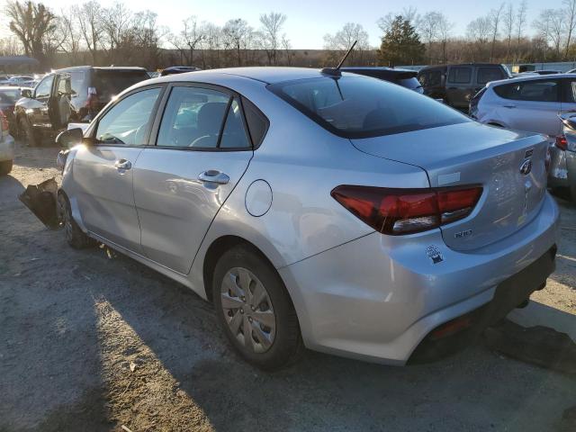 3KPA24AD4LE298796 - 2020 KIA RIO LX SILVER photo 2