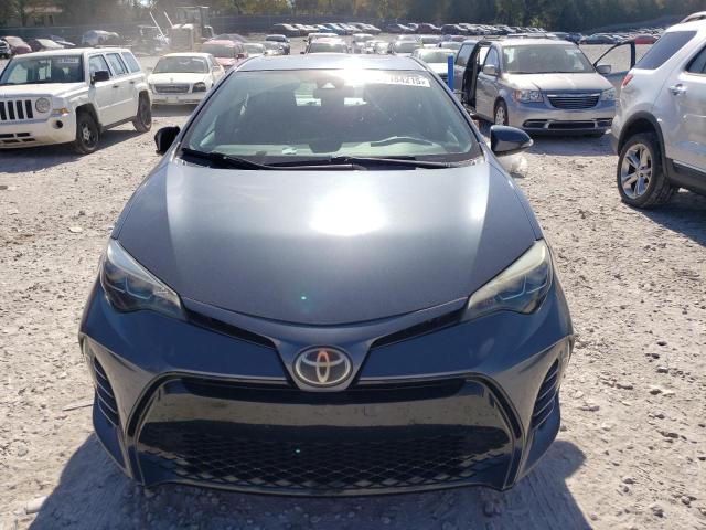 2T1BURHE2JC004740 - 2018 TOYOTA COROLLA L BLUE photo 5