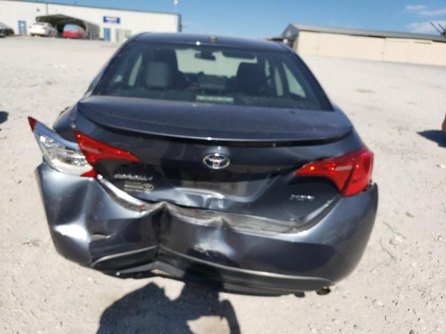 2T1BURHE2JC004740 - 2018 TOYOTA COROLLA L BLUE photo 6