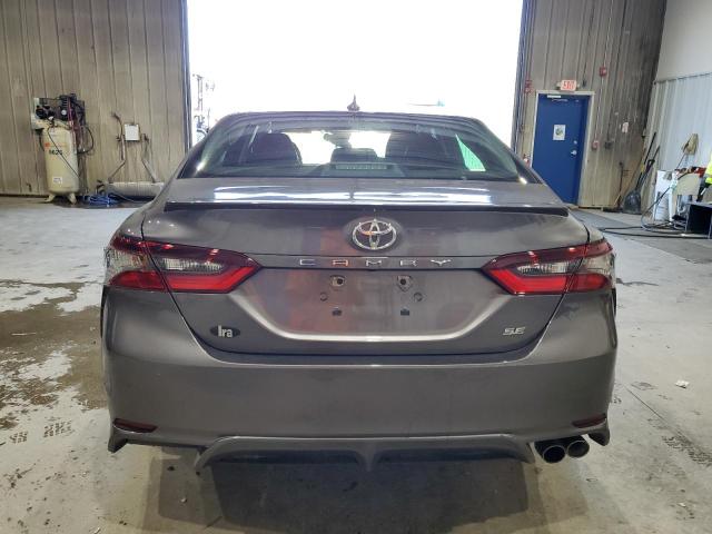 4T1G11AK3RU191268 - 2024 TOYOTA CAMRY SE NIGHT SHADE GRAY photo 6