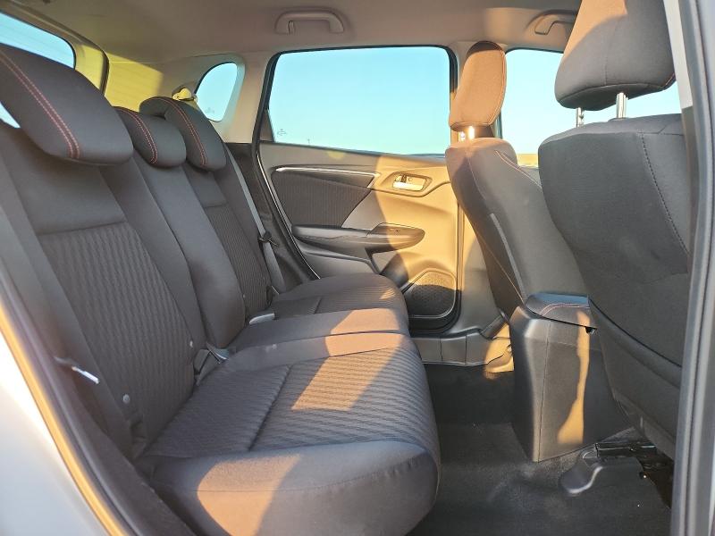 3HGGK5H62LM730574 - 2020 HONDA FIT SPORT WHITE photo 10