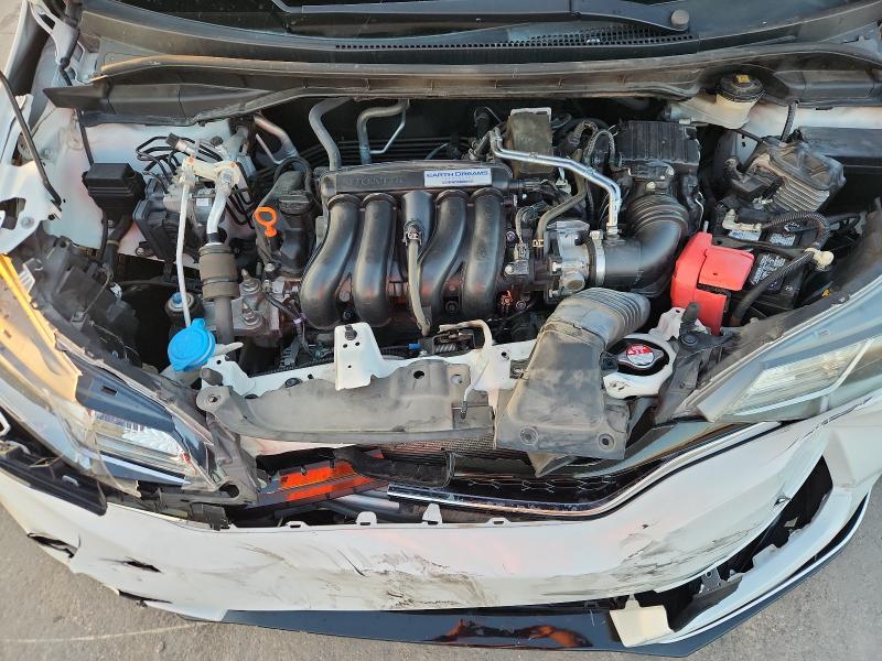 3HGGK5H62LM730574 - 2020 HONDA FIT SPORT WHITE photo 11