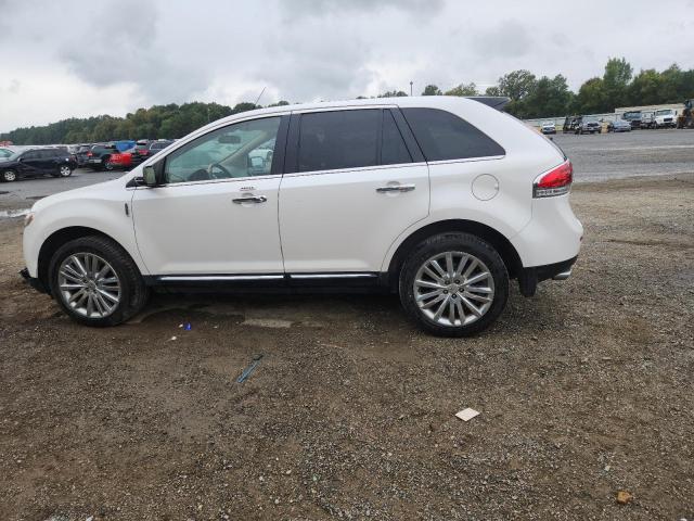 2LMDJ6JK5CBL16434 - 2012 LINCOLN MKX WHITE photo 2