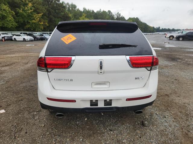 2LMDJ6JK5CBL16434 - 2012 LINCOLN MKX WHITE photo 6