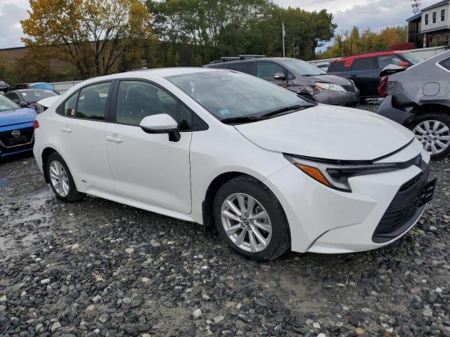 JTDBDMHE1P3005303 - 2023 TOYOTA COROLLA LE Ақ фото 4