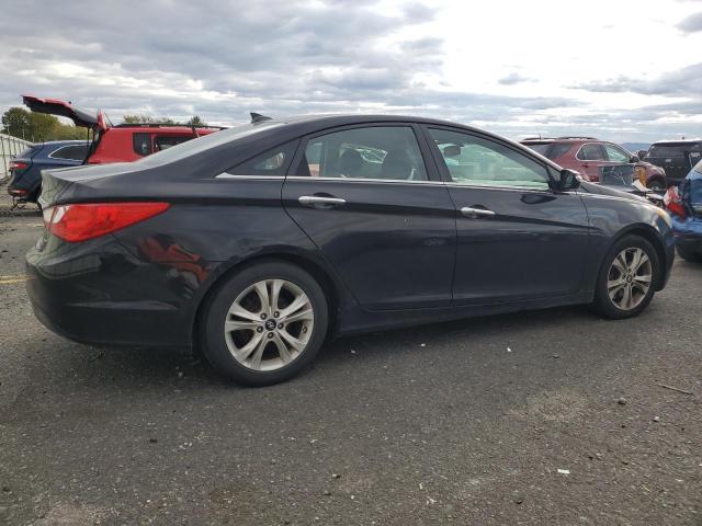 5NPEC4AC5CH350003 - 2012 HYUNDAI SONATA SE BLACK photo 3