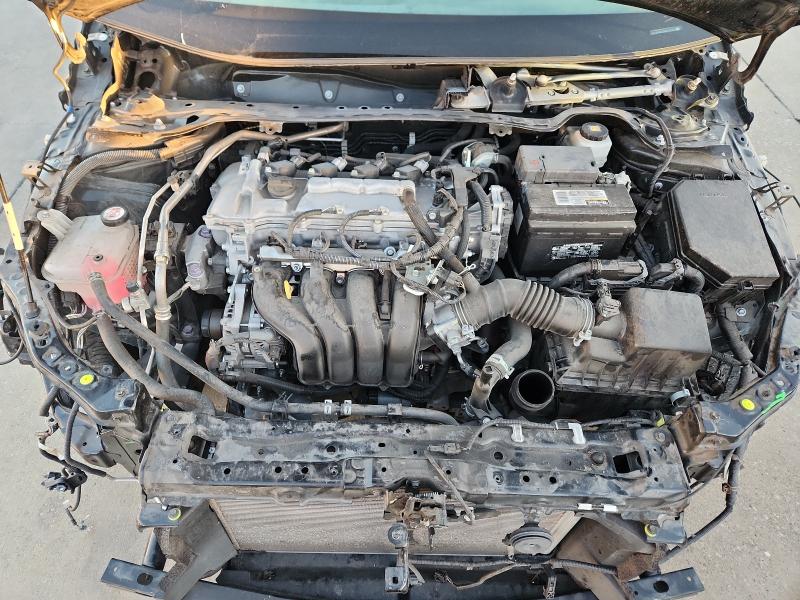 5YFEPMAE5MP233077 - 2021 TOYOTA COROLLA LE BLACK photo 11