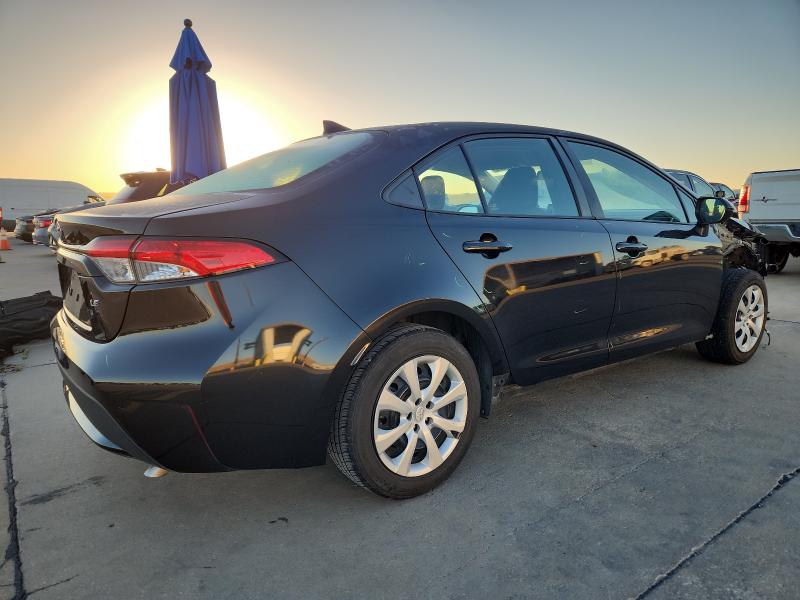 5YFEPMAE5MP233077 - 2021 TOYOTA COROLLA LE BLACK photo 3