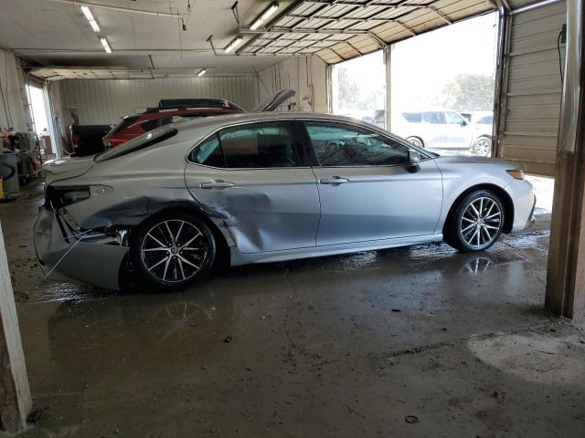 4T1G11AK0PU739966 - 2023 TOYOTA CAMRY SE NIGHT SHADE SILVER photo 3