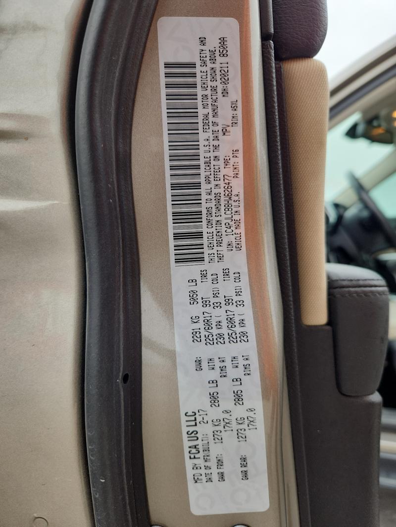 1C4PJLCB8HW626477 - 2017 JEEP CHEROKEE LATITUDE BEIGE photo 14