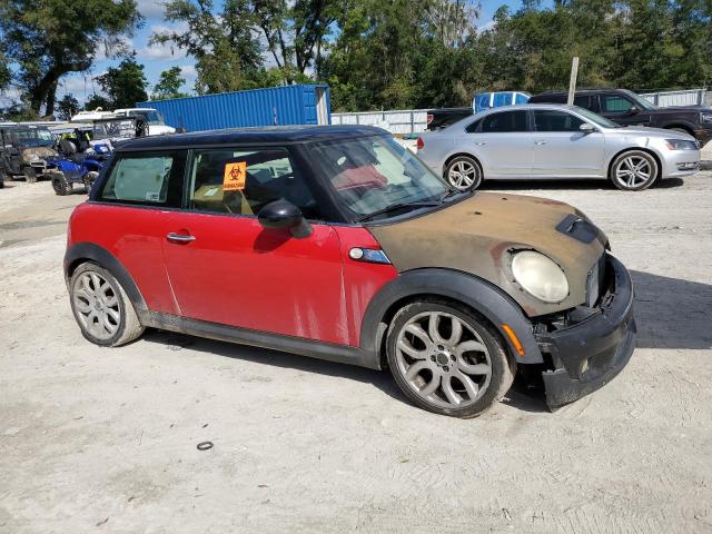 WMWMF73528TT90476 - 2008 MINI COOPER S RED photo 4