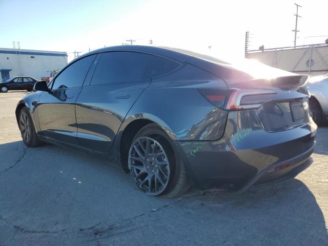 5YJ3E1EA2SF023838 - 2025 TESLA MODEL 3 Сріблястий фото 2