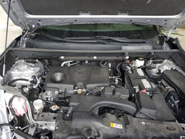 2T3F1RFV2NC262489 - 2022 TOYOTA RAV4 LE 银色 照片 12